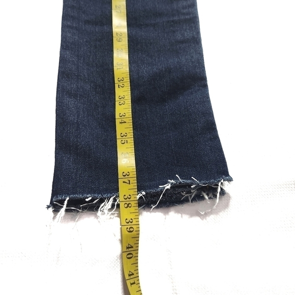 DENIM Republic Low Rise Jeans - Picture 4 of 7